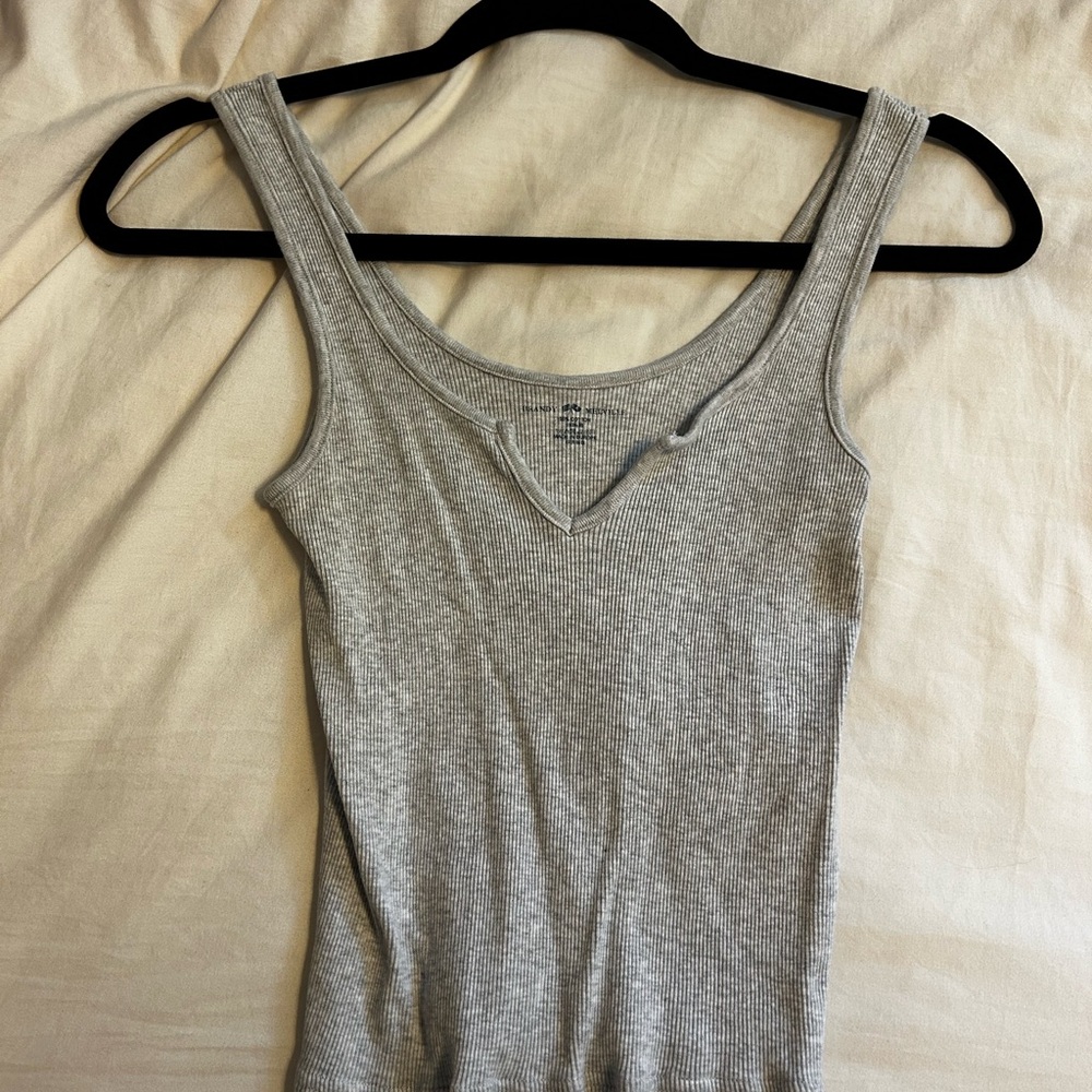 Brandy Melville Gray Fitted Sleeveless Tank Top